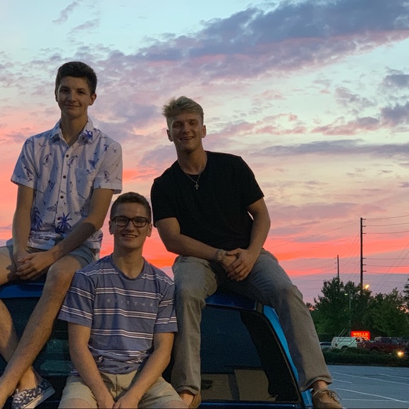 Meet your Posher, Andrew - Picture 1 of 1